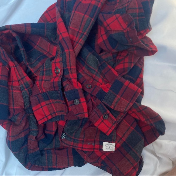 AE Boyfriend Fit Button Down Flannel - Picture 5 of 9